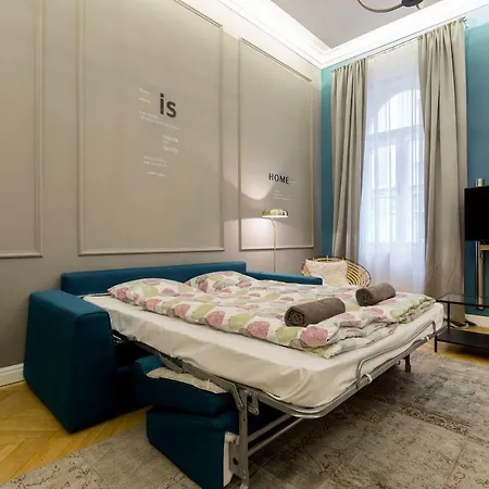 Apartment Luxury Twin 1-bedroom In Kazinczy Street Budapest