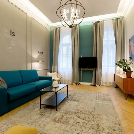 Luxury Twin 1-bedroom In Kazinczy Street Apartment
